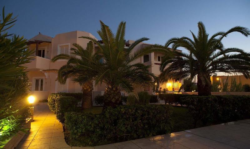 Hotel Caretta Beach Gerani  Exteriér fotografie